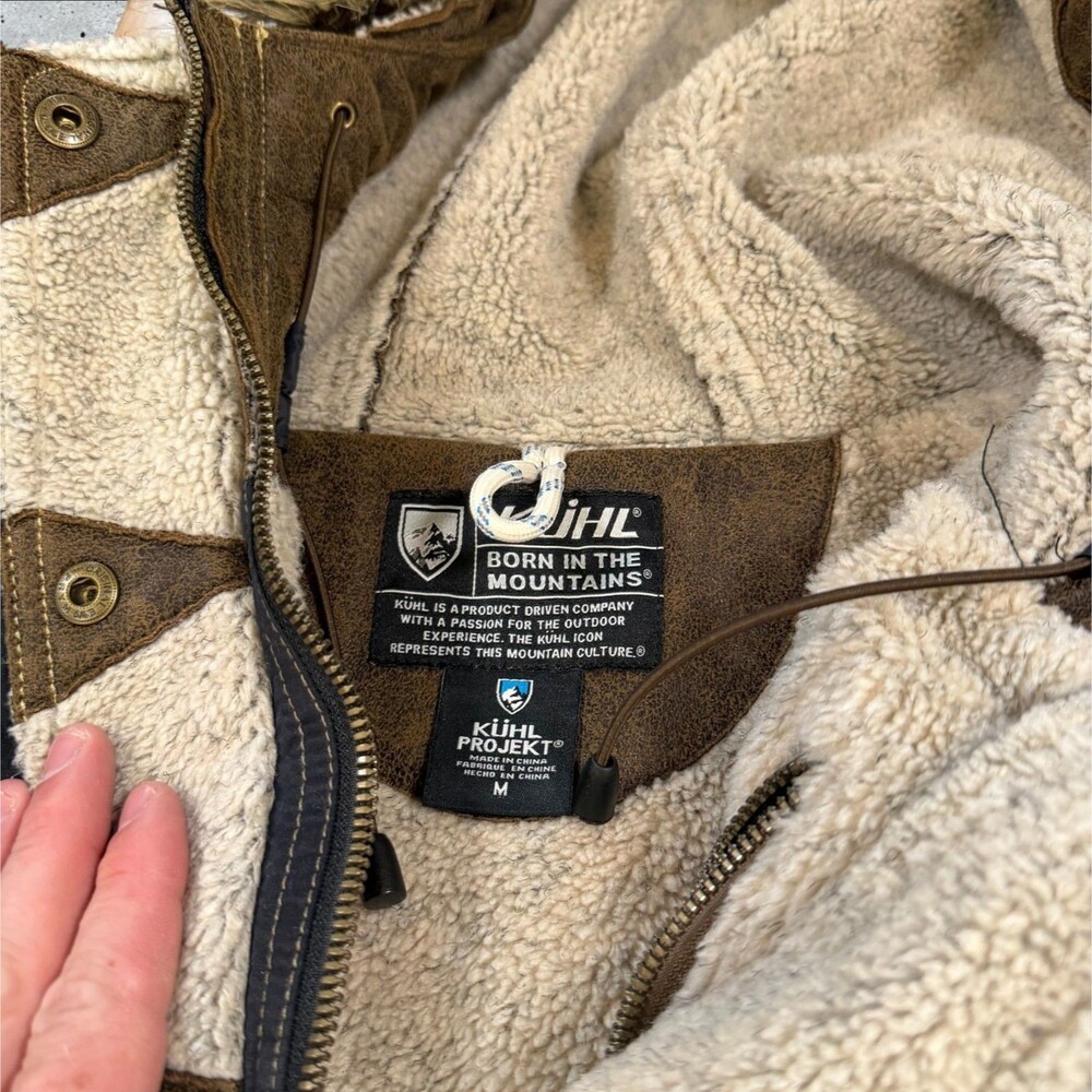 KUHL Arktik Projekt 2067 Womens Medium Faux Fur Hood Sherpa Lined Jacket Coat - Picture 7 of 8